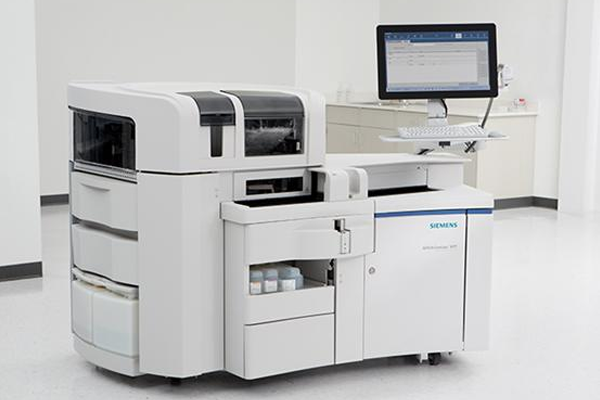 全自動化學發(fā)光免疫分析儀